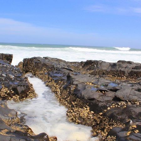 Silver Dolphin Holidays Apartment Amanzimtoti Bagian luar foto