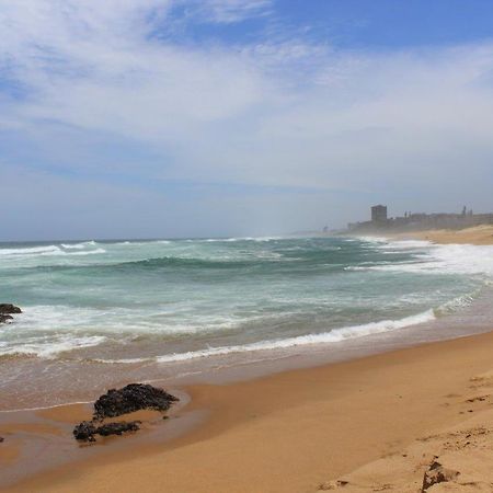 Silver Dolphin Holidays Apartment Amanzimtoti Bagian luar foto