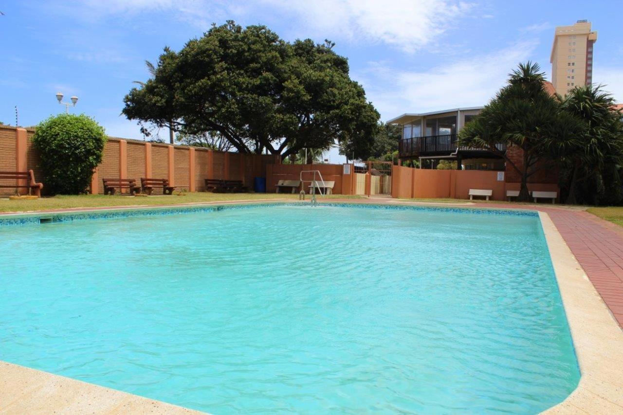 Silver Dolphin Holidays Apartment Amanzimtoti Bagian luar foto