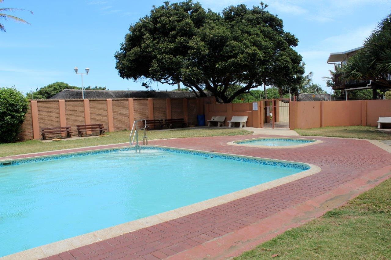 Silver Dolphin Holidays Apartment Amanzimtoti Bagian luar foto